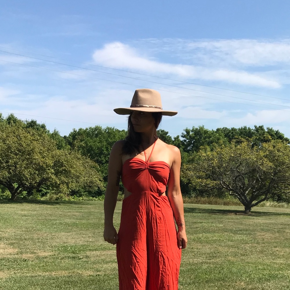 🔥CHILLI RED JUMPSUIT -WEAR 2 WAYS 💃